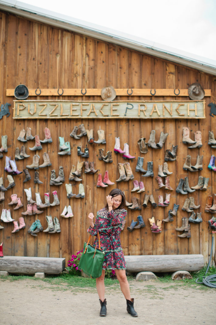 Jackson Hole Blogger at Puzzleface Ranch showcasing Western Style and a Copperdot handmade bag