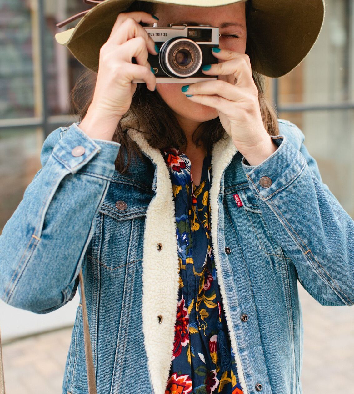 Levis Shearling Jacket on Jackson Hole Wyoming Blogger