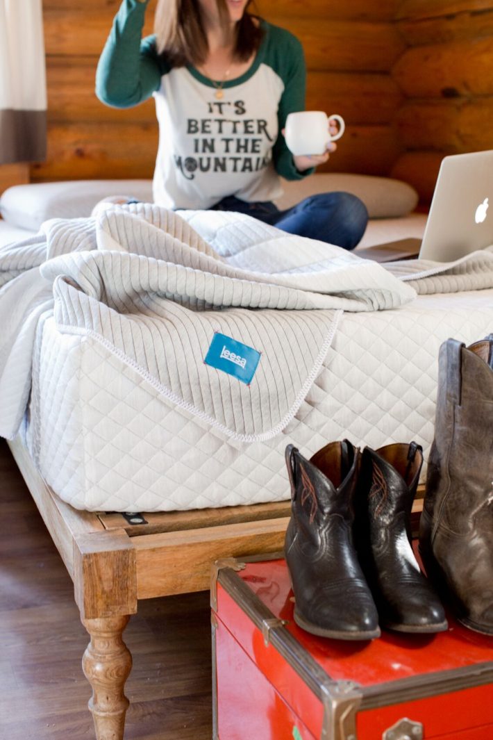 Jackson Hole blogger reviews Leesa Mattress for cabin living