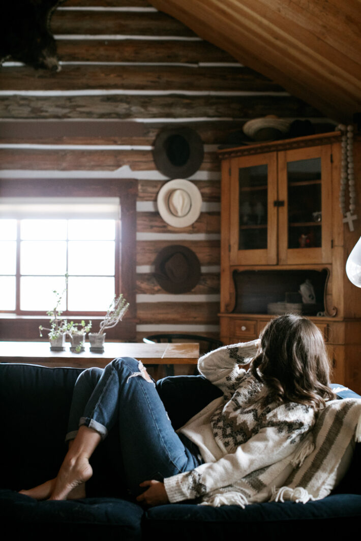 jackson hole blogger girl in her log cabin